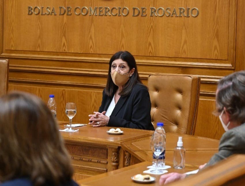 Clara García: “El gobierno nacional ha perjudicado a la agroindustria santafesina”