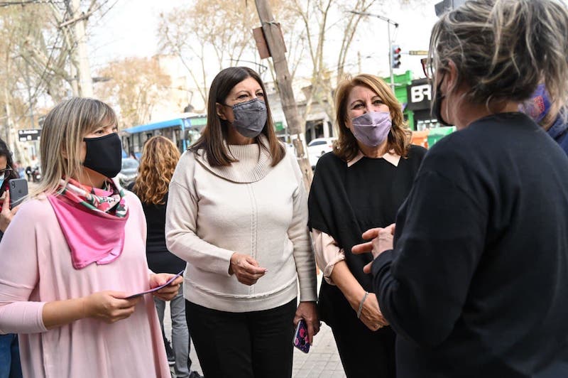 CLARA GARCÍA: “VAMOS A VOLVER A CONSTRUIR UN CAMINO DE TRABAJO Y ESPERANZA PARA SANTA FE”